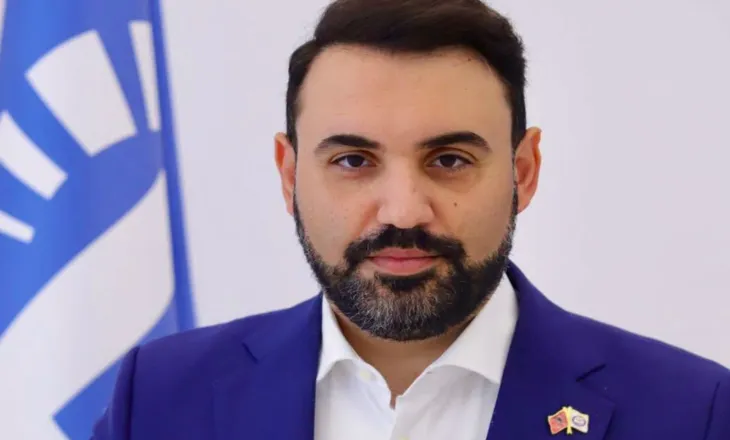 Bushati dhe Spiropali të vijnë në protestë/ Këlliçi: Të bashkohemi të gjithë kundër Ramës