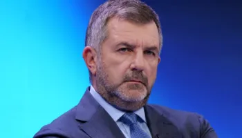 BUSHATI PA FRENA: EDHE KALLASHI DUHET PER TE MBROJTUR VENDIN NGA BANDA PLAÇKITESE