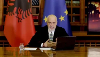 “Buxheti historik, kalon 10 mld euro”- Rama i përgjigjet Berishës: Ngroh sallatën tënde të urrejtjes dhe injorancës me dokumente gjysmë të pjekura, nesër…!