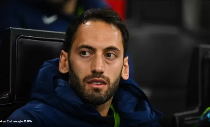 Calhanoglu rikthehet në stërvitje me ekipin, titullar në Champions dhe mesazh klubit për rinovimin