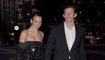 Callum Turner drejt rolit të James Bondit, aktori i nënshtrohet provës filmike