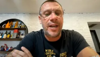 Cassano: Pio Esposito është i dobët, më i miri nga tre vëllezërit është Salvatore”. Adani: “Këtë nuk ta pranoj”