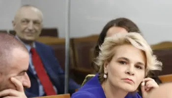 “Çojini bukë Veliajt në qeli”/ Shtyhet gjyqi ndaj Metës e Kryemadhit, ish-presidenti: Do e kishit mbushur me kamera nëse…