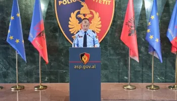 Deklarata zyrtare e Policisë: Sekuestruam një karikator me fishekë luftarakë në protestë, ja pse doli RENEA në bulevard