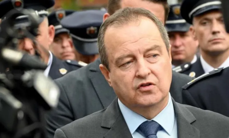 Deklaratë skandaloze nga ministri i Brendshëm serb, Daçiç: Do ta ripushtojmë Kosovën, flamuri ynë do ngrihet mbi Prizren! (VIDEO)