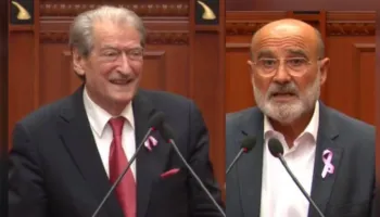 Deklaroi votën kundër, e dredh Vullnet Sinaj: Do Votoj siç do Rama! Replikon Berisha: U shndërrove në eunuk