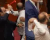 “Dënim si në komunizëm”, deputetët demokratë kundërshtojnë kërkesën e PS për përjashtimin e Bardhit dhe Balliut