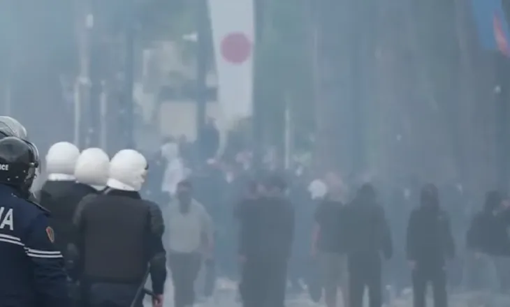 Denoncimi i rëndë pas protestës, Goxhaj pretendon se një vajzë ndodhet në koma