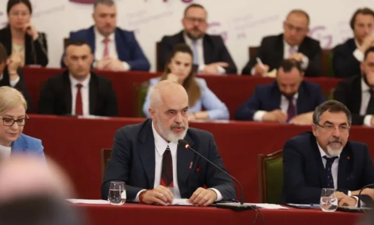 Detajet nga mbledhja e socialistëve, Rama: Kush nuk voton Reformën Territoriale, le të ikë!