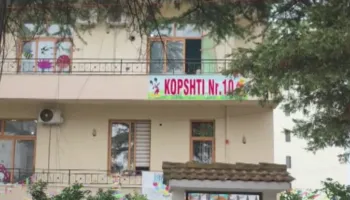 Dhuna në kopsht, dy persona nën hetim! Nëna goditi edukatoren në Fier, Policia heton edhe dyshimet për dhunë ndaj fëmijës
