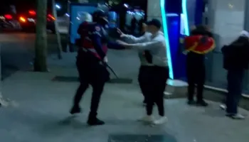 Dhuna në protestë, Policia shoqëron shumë persona të dyshuar nga zona të ndryshme të Tiranës!