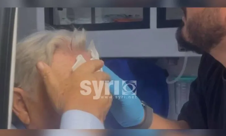 Dhunë shtazarake ndaj protestuesve, qytetari i gjakosur përfundon në ambulancë