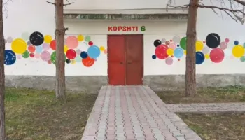 Dhunoi 4-vjeçarin në kopsht, lihet e lirë edukatorja në Korçë, pezullohet nga detyra