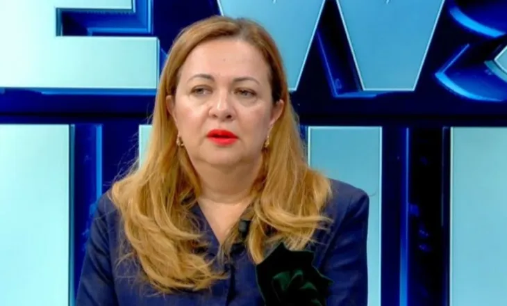 “Dialogu është zgjidhje, jo dhuna”- Zv/ministrja Osmani: Shkollat po vijojnë, garantojmë proces mësimor të sigurt