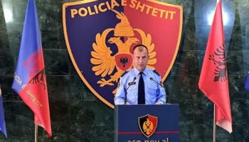 Diktature/ Policia kërcënon studentët para protestës: Do iu identifikojmë