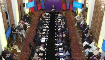 Dilema e “kartonave jeshilë” për “Territorialen”, Grupi i PS mblidhet para nisjes së seancës