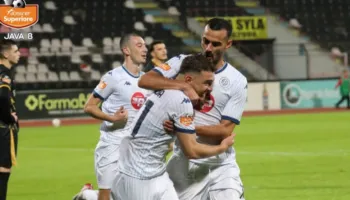 Dinamo i heq vendin e parë nga duart Egnatias, blutë përmbysin kampionët e Superiores