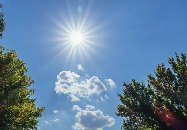 Ditë me diell dhe temperatura të ngrohta, parashikimi i motit për sot