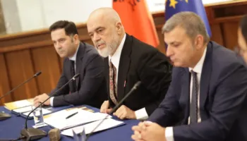 Do t’ju vijë fatura në familje! S’do ikni dot në BE”! Rama nuk permbahet me, vijon kërcënimet kundër studentëve