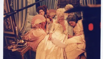 Dokumentari që rikthen magjinë e filmit Marie Antoinette të Sofia Coppola-s
