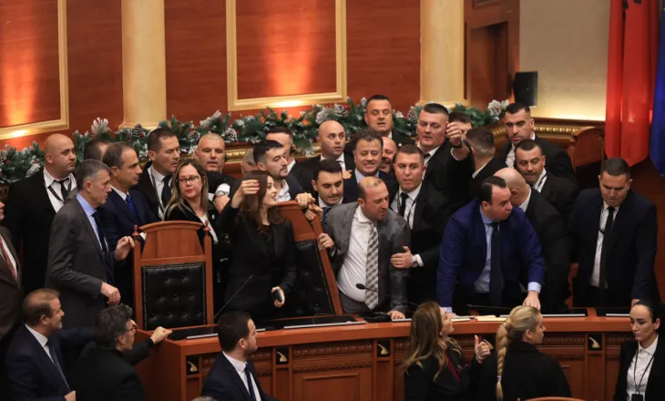 “Dorëheqja e Ramës dhe dhuna në protestë”, PD kërkon seancë urgjente në Kuvend