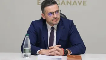 Dorëhiqet Besmir Beja, largohet kreu i doganave