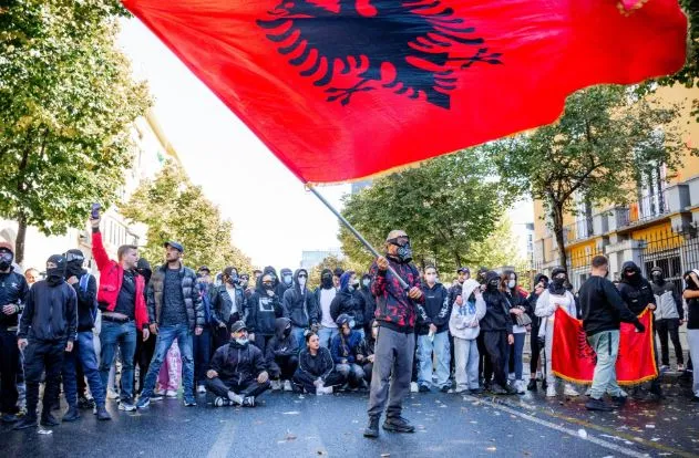 “Duart e huaja” i kërkon si alibi për shmangien e përgjegjësisë politike
