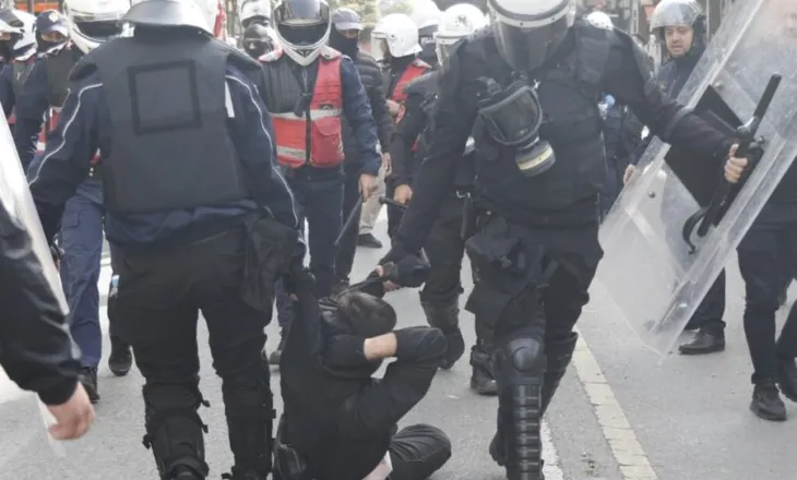DW: Kryeministri Rama përjashtoi dorëheqjen, studentët vijojnë protestat në Tiranë