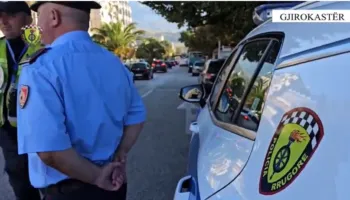 Dy javë kontrolle në Gjirokastër, Policia Rrugore vendos mbi 2 mijë gjoba