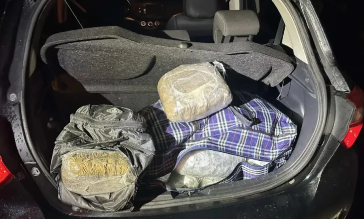 Dyshohet se ishin nisur nga Saranda, kapen në Greqi 36 kg marijuanë