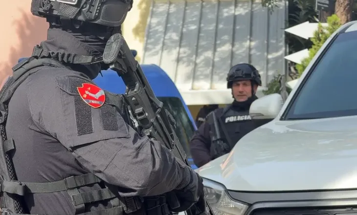 Dyshohet se po përgatitnin atentat, tre të arrestuarit në gjyq për masën e sigurisë, “blindohet” Gjykata e Lezhës
