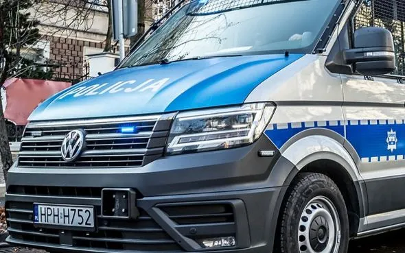 Dyshohet se po planifikonte një sulm, ndalohet 16-vjeçari në Poloni