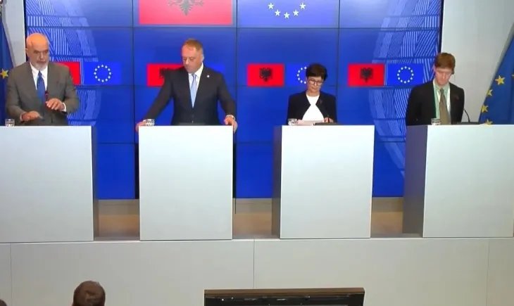 “E ardhmja juaj është në BE”- Konferenca e 10-të Ndërqeveritare me BE, ministri irlandez Byrne: Shqipëria të vijojë me ritmin e reformave!