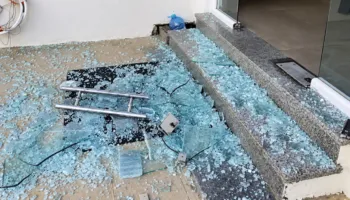 “E denoncova, por u la i lirë” – biznesmeni në Ksamil: Më shkaktoi 600 euro dëm në hotel