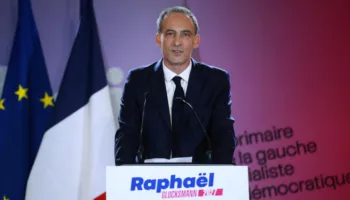 E majta franceze zgjedh Raphael Glucksmann për garën presidenciale të vitit 2027