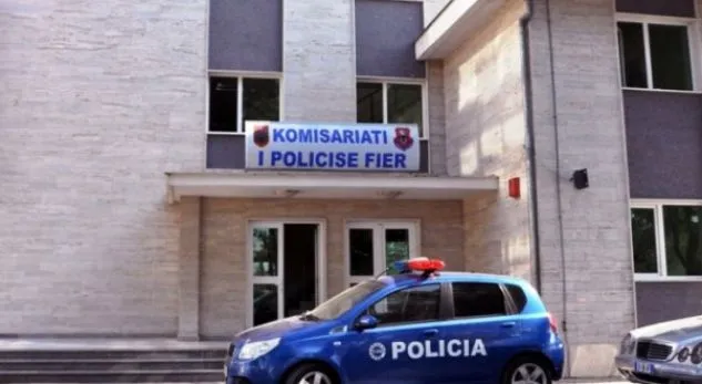 E paprecedentë në Fier/ I keqtrajtoi fëmijën në kopsht, nëna dhunon edukatoren, përfundojnë të dyja në ndjekje penale!