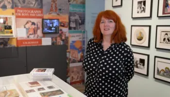 Ekspozita në Londër zbulon historinë e fotografisë së realizuar nga fëmijët