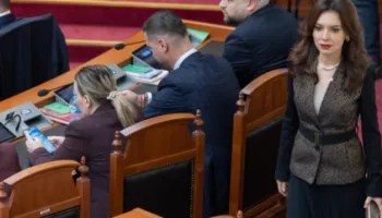 Elisa Spiropali i përgjigjet Gazment Bardhit, por mesazhi ishte për kryeministrin