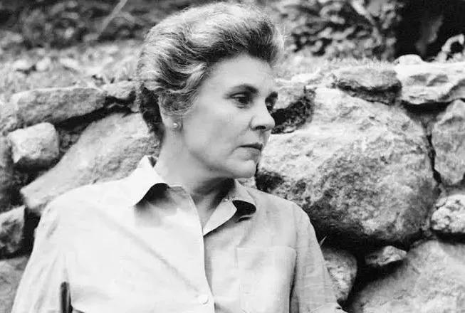 Elizabeth Bishop, një jetë mes humbjes, udhëtimit dhe poezisë