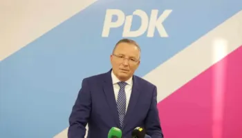 EMRAT – Gara për partinë e Hashim Thaçit, pas dorëheqjes së Hamzës, ja kush janë kandidatët e mundshëm…