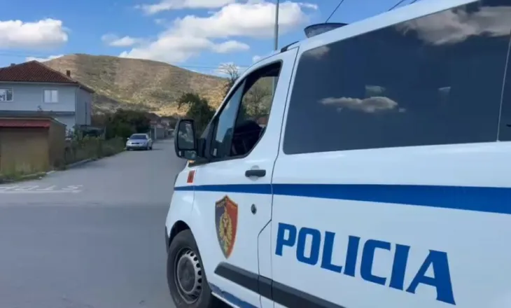 EMRI/ Qëlloi me armë zjarri para banesës së ish-bashkëjetueses, arrestohet 37-vjeçari në Roskovec, ngrihen tre akuza ndaj tij!