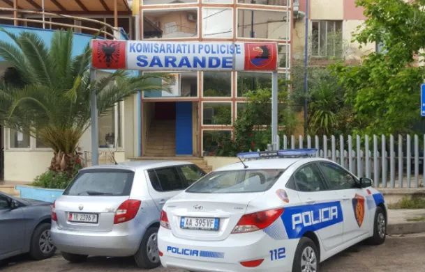 EMRI/ Ra nga skela përpara një jave teksa punonte, ndërron jetë 53-vjeçari në Sarandë (FOTO)