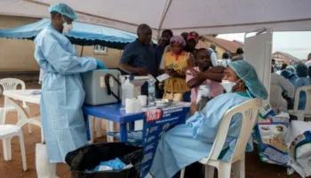Epidemia e Ebolës në Kongo kalon 10,000 raste, vijojnë trajtimet e të infektuarve