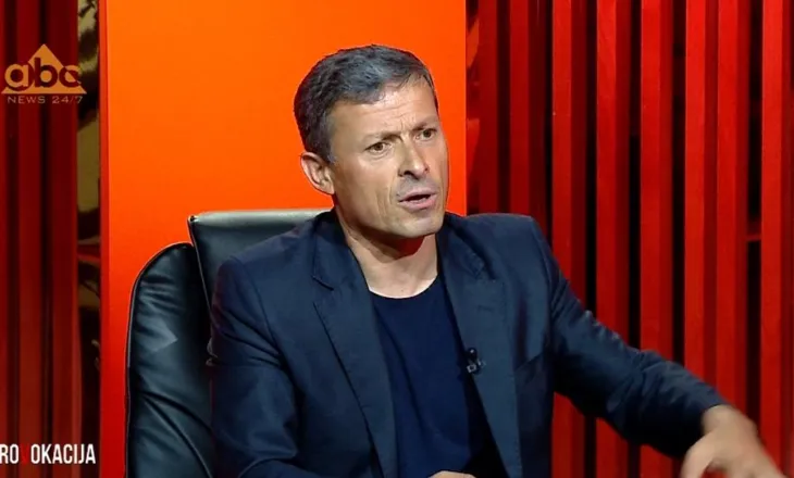 EPSHET E PUSHTETIT/ ANALISTI ZEKTHI: ALBIN KURTI SHKULI TIMONIN E AUTOBUZIT