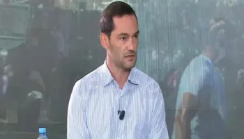 Erjon Vishkulli u plagos me plumb gome dhe rrezikon shikimin, mjeku “plas b@mbën”: Hipi në ambulancë dhe u zbrit sërish! Kush e dha urdhrin