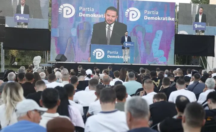 Ervin Salianji: Rriten 100 mln euro kostot e rrugës Milot-Balldren, SPAK të ndërhyjë para se paratë të bëhen rrush e kumbulla!