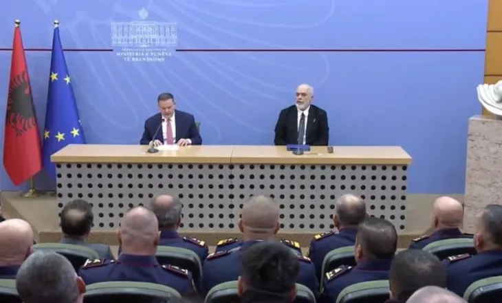 “Është kaluar vija e kuqe”, Rama dhe Demo takim me Policinë: Komisariati nr 3 është sulmuar, 295 të lënduar