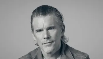 Ethan Hawke rikthehet te filmi që e ndryshoi si aktor