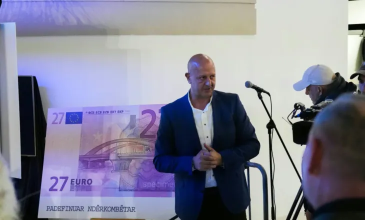 “€URAT”, instalacioni i Fehmi Feratit që rikthen në vëmendje historinë 27-vjeçare të urës së Ibrit