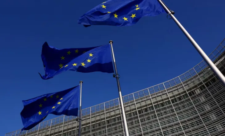 Europa përgatitet për skenarin pa SHBA-të: Mbështetje për Ukrainën deri në vitin 2028